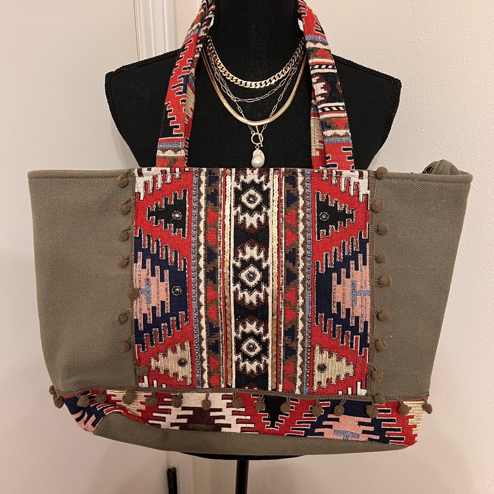 NEW SCULLY AZTEC BEADED LARGE TOTE BAG ✨